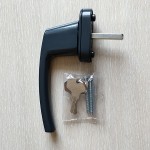 Ручка оконная металлическая с ключом, штифт 37 мм (темно-серая)
